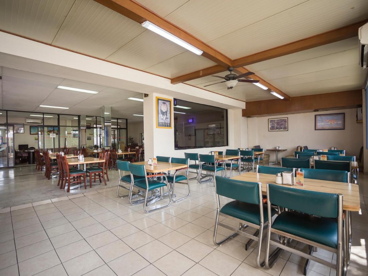 Capital O 88 Inn San Nicolas de los Garza Ngoại thất bức ảnh